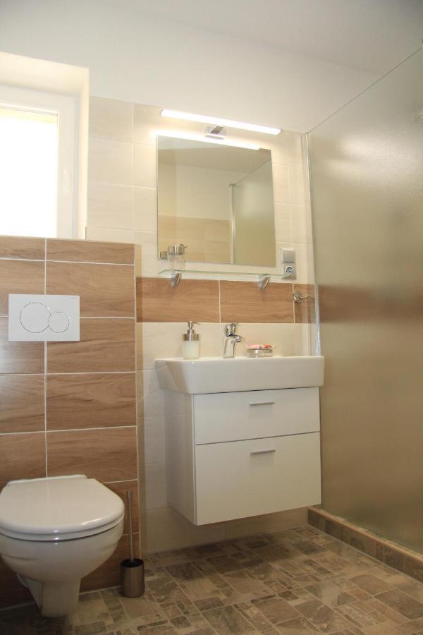 Apartmany Hujer 2 Bojnice Exterior foto